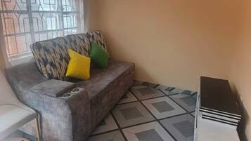 Standard Double Room | Living area