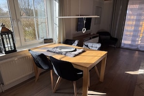Dining - Holiday home in Hooksiel with swimming pool (Hooksiel)