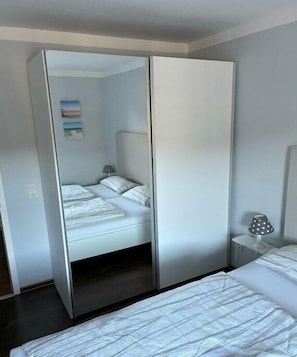 1 Schlafzimmer, Bügeleisen/Bügelbrett, kostenloses WLAN, Bettwäsche