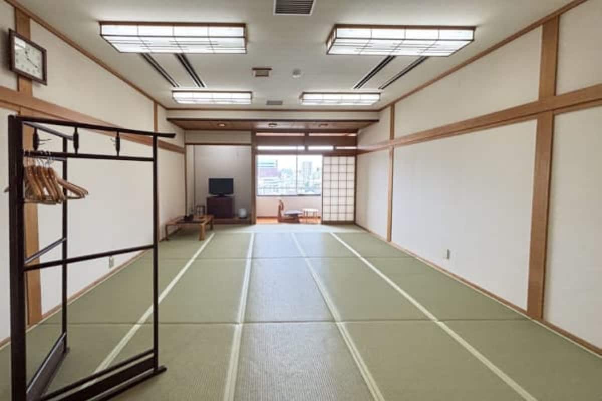 Habitación Deluxe, baño compartido (Japanese-style) | Ropa de cama 