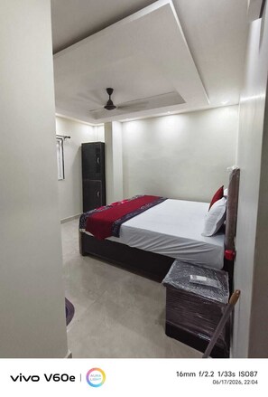 Economy Quadruple Room | Desk, free WiFi - THE AARNA INN (VARANASI)