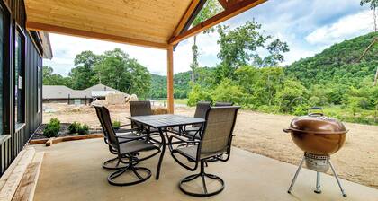 White River Retreat! Family Cabin