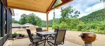 White River Retreat! Family Cabin