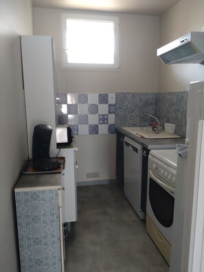 Private kitchen - Vrbo Property (Agde)