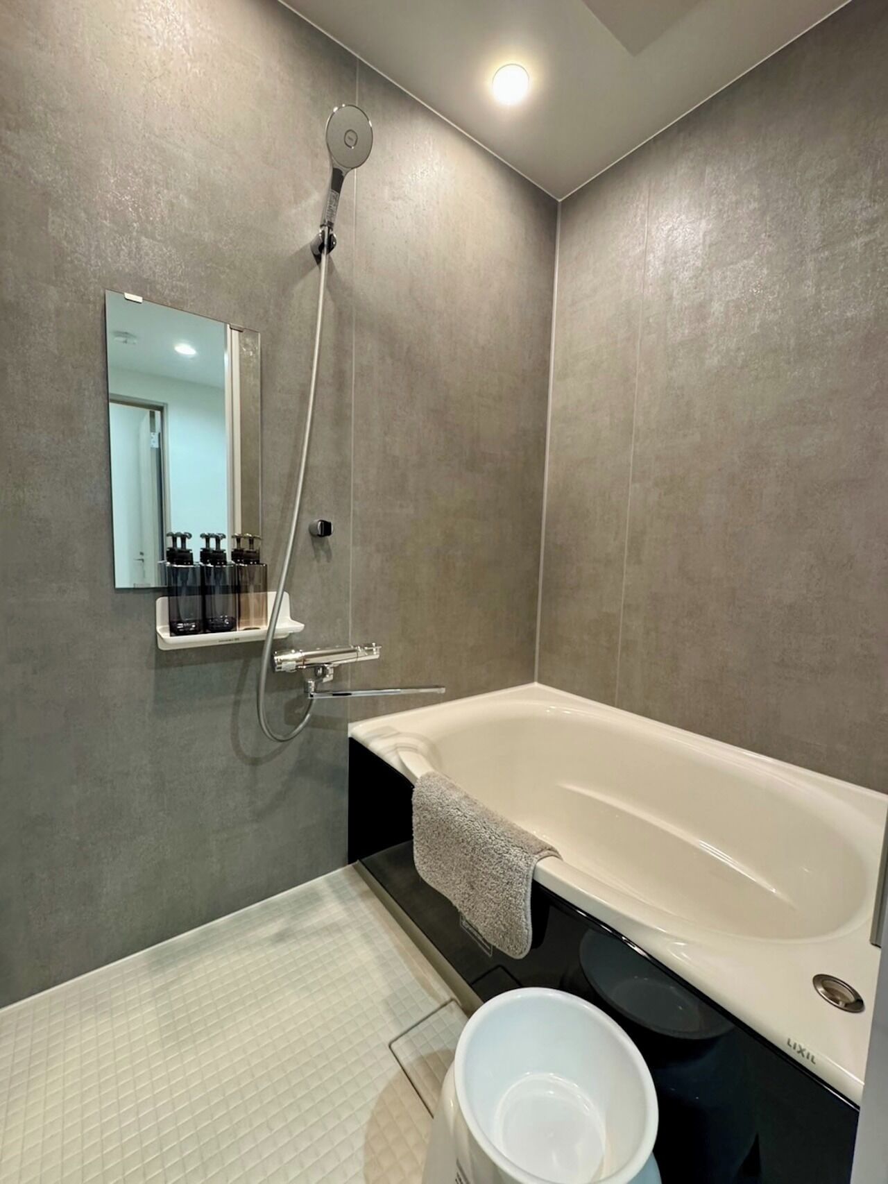 Hair dryer, towels