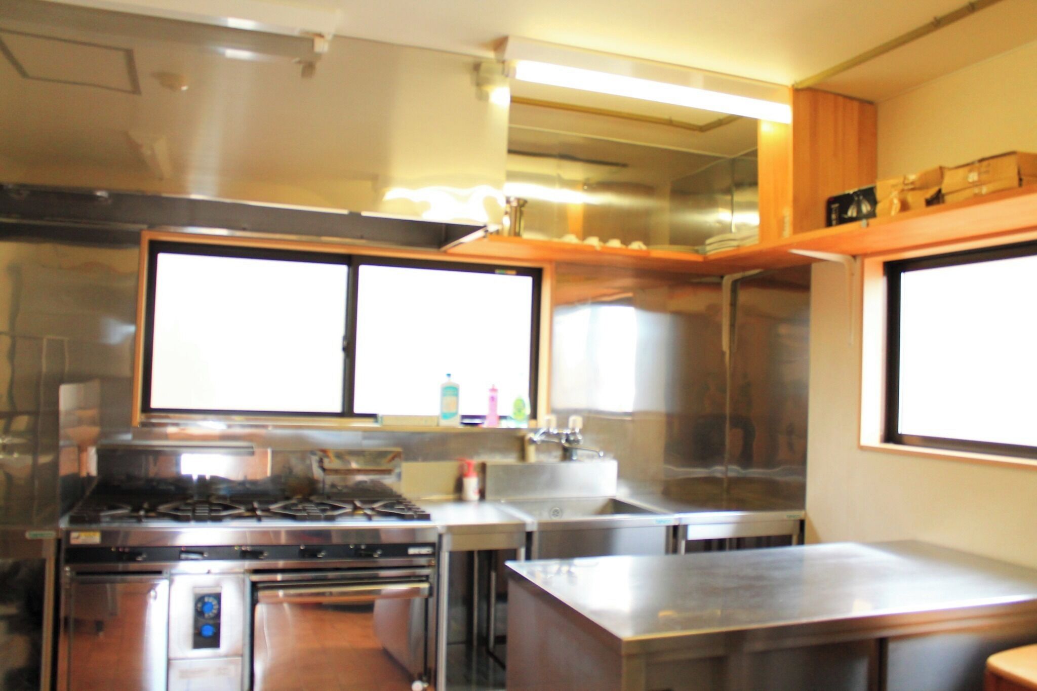 Fridge, microwave, cookware/dishes/utensils
