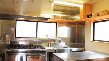 Fridge, microwave, cookware/dishes/utensils