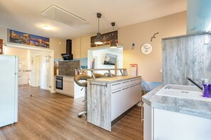 Private kitchen - "Landblick" Vacation Rental in Husum for up to 7 people (Husum-Schauendahl)