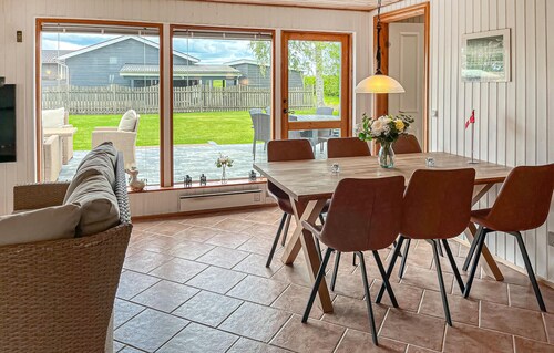 Gorgeous home in Storvorde with WiFi