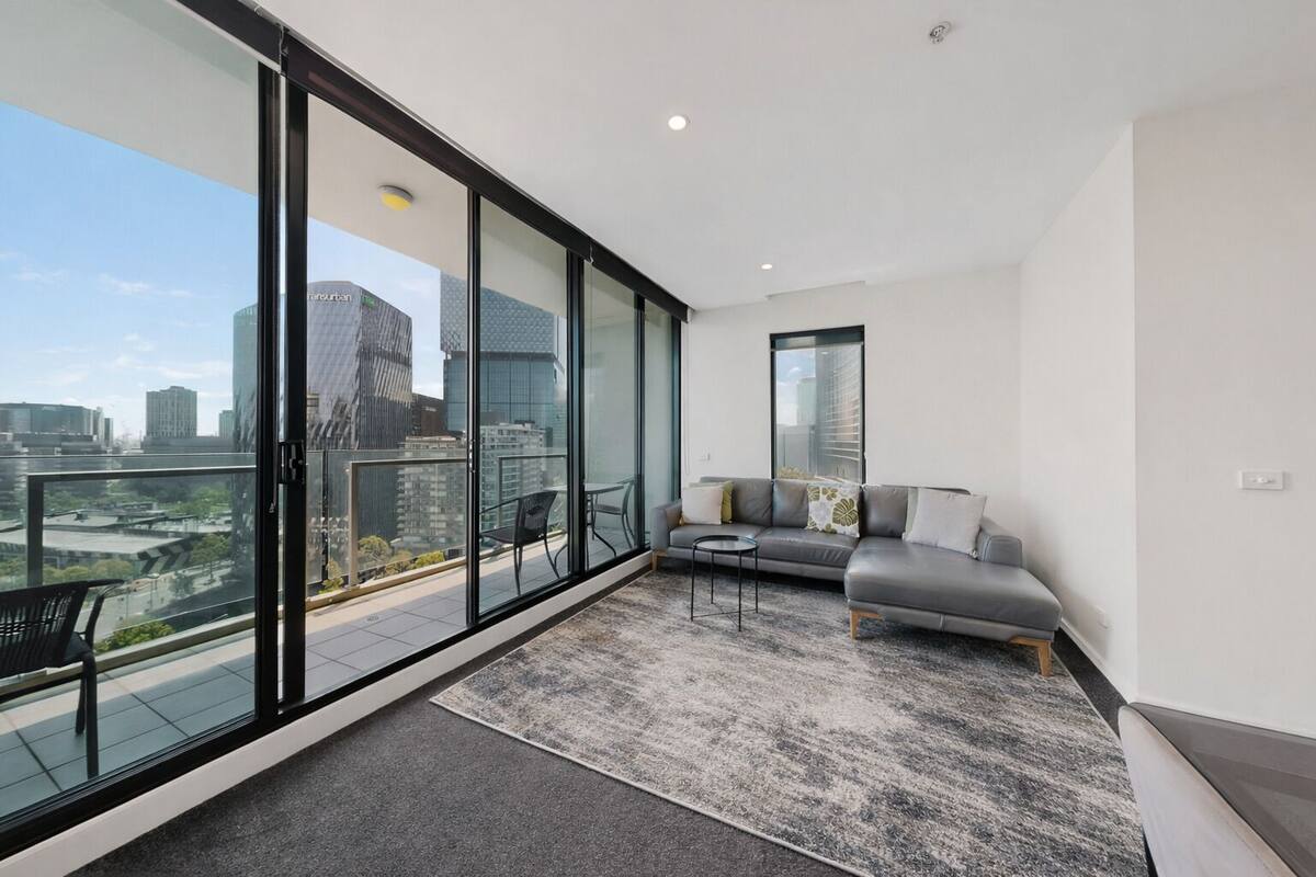 Blackout curtains, soundproofing, free WiFi, bed sheets