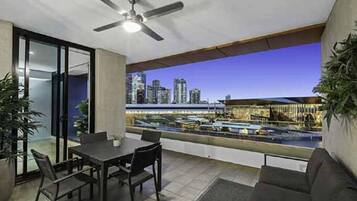 Three Bedroom Two Bathroom Deluxe Riverfront Water Views | Blackout curtains, soundproofing, free WiFi, individually decorated
