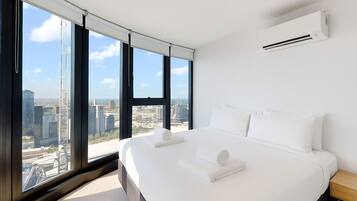 Apartment | Blackout curtains, soundproofing, free WiFi, bed sheets
