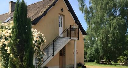 Bed & Breakfast 'La Rivetière – Zimmer Les Mésanges' mit gemeinsamer Terrasse, Garten & WLAN