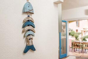 Interior - Leone III Apartment with Private Garden (Santa Teresa Gallura)
