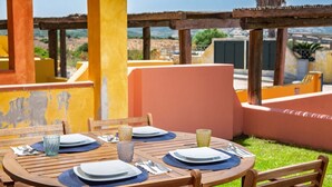 Outdoor dining - TORO III (Apartment for 4 Guests - 30' from Porto Cervo) (Santa Teresa Gallura)