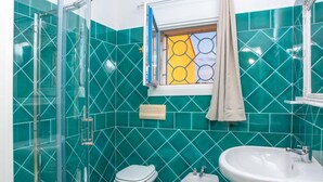 Een douche, een bidet