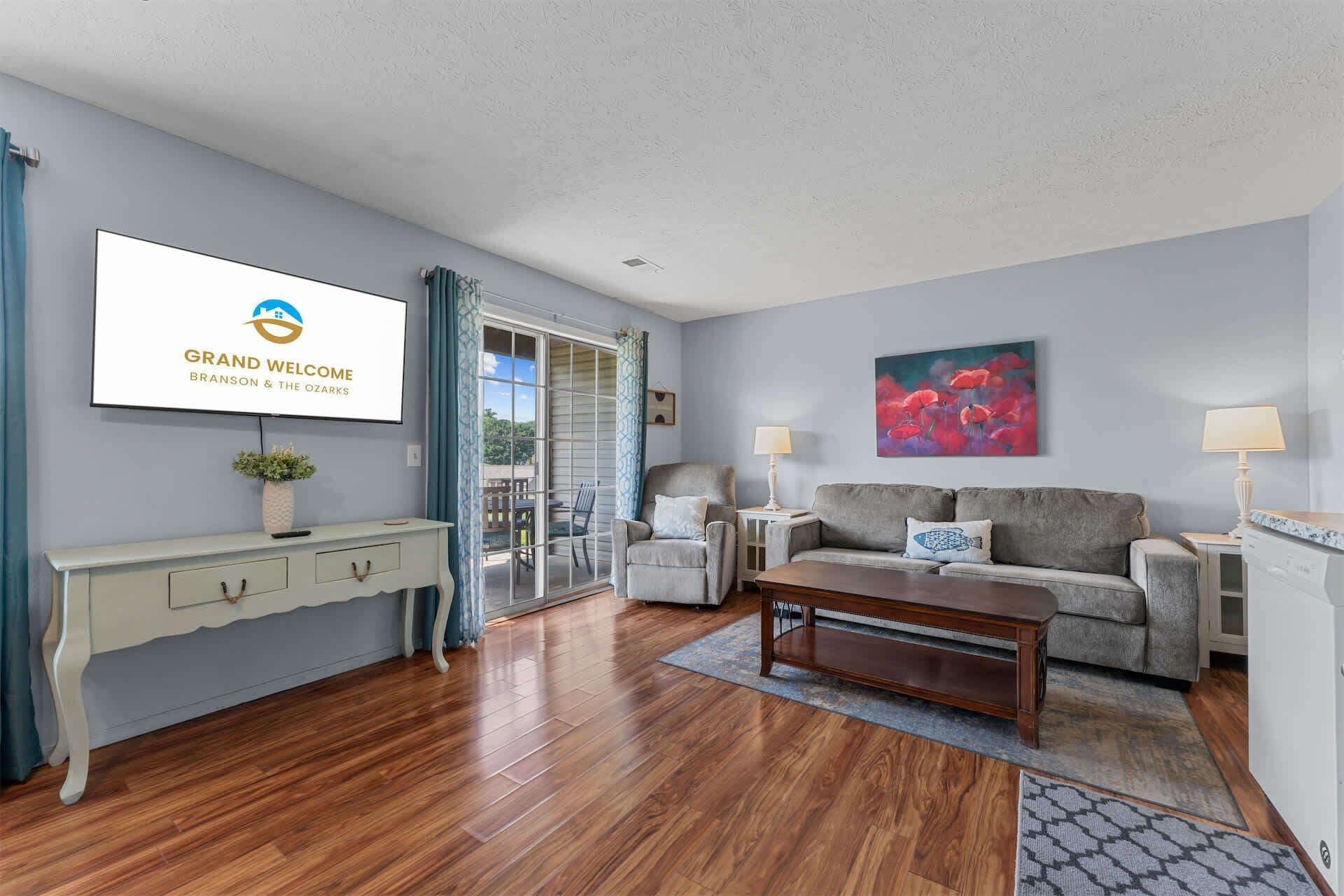 Condo, 1 Queen Bed with Sofa bed, Mountain View (Scenic Cottage) | Living area