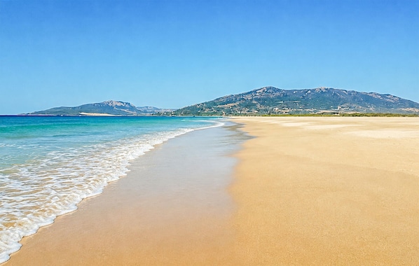 Beach - Amazing home in Tarifa with WiFi (Tarifa)