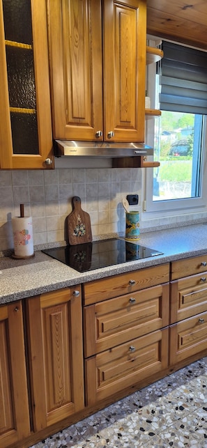 Private kitchen - Geronimi Vacation Home (San Cassiano)