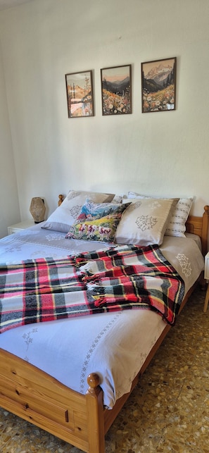 Iron/ironing board, Internet, bed sheets - Geronimi Vacation Home (San Cassiano)