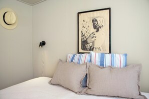 4 bedrooms, WiFi (free)