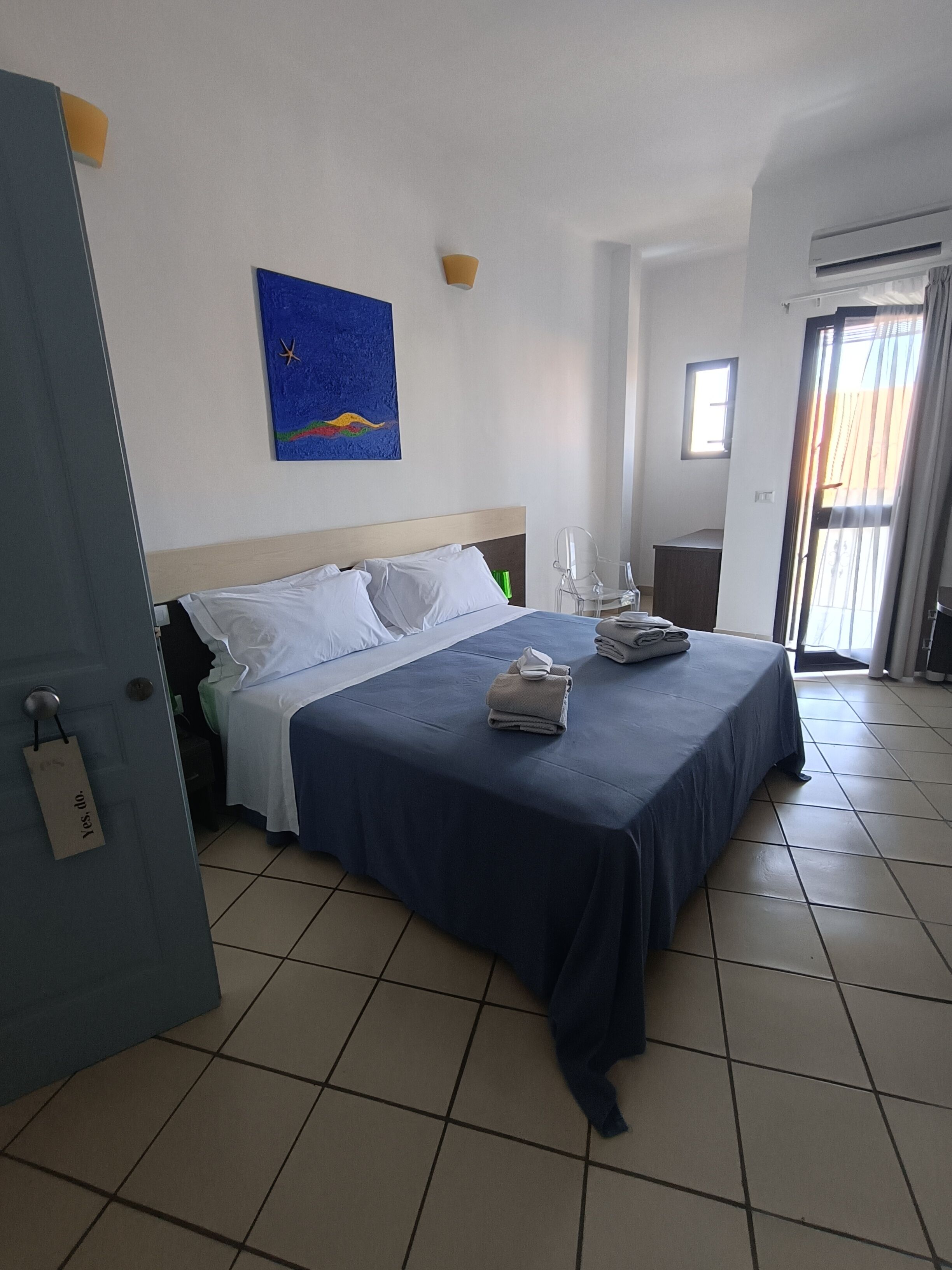 Junior Suite, Balcony, Partial Ocean View | In-room safe, blackout curtains, iron/ironing board, free WiFi