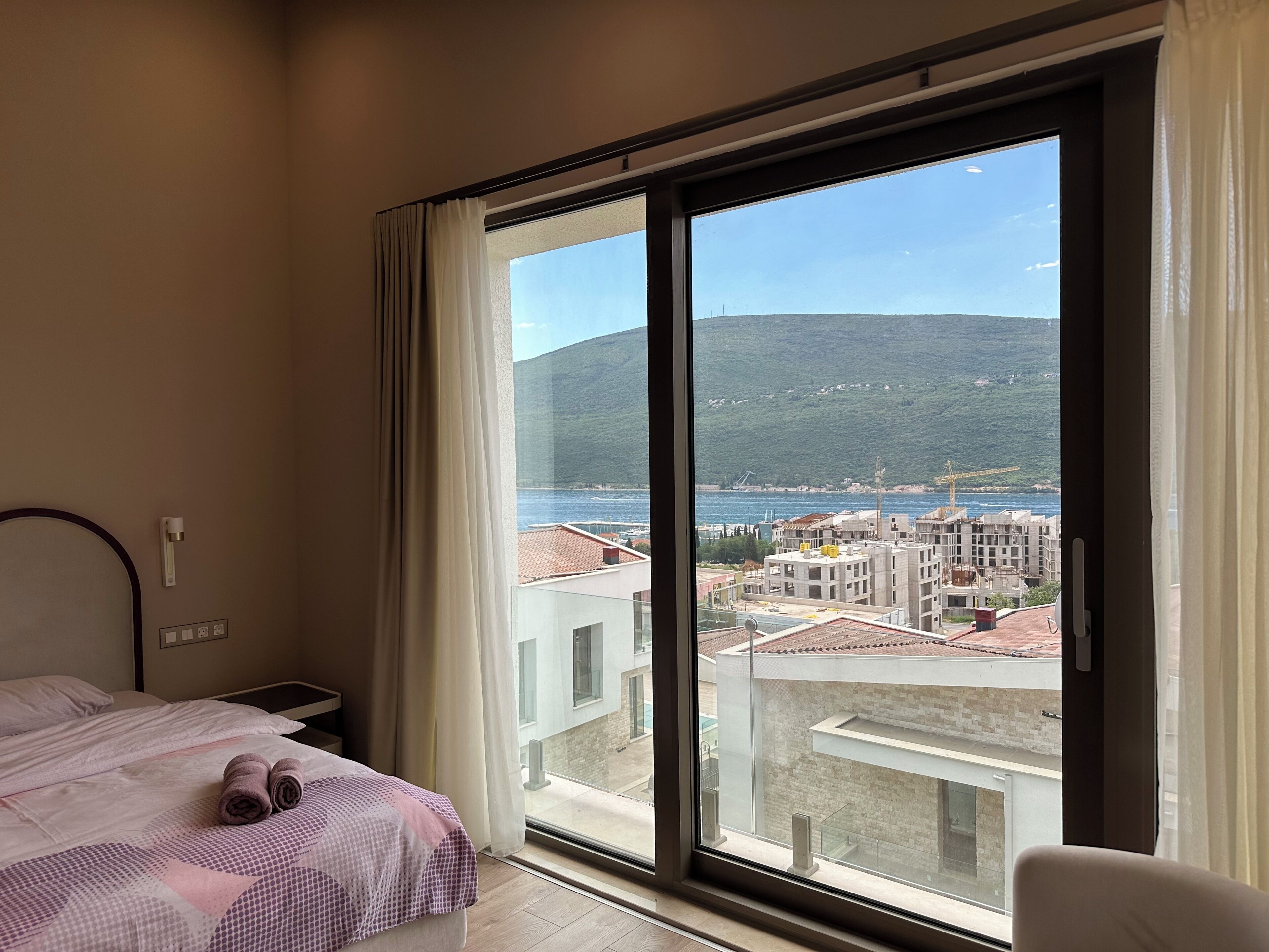 4 Schlafzimmer, Bügeleisen/Bügelbrett, kostenloses WLAN, Bettwäsche