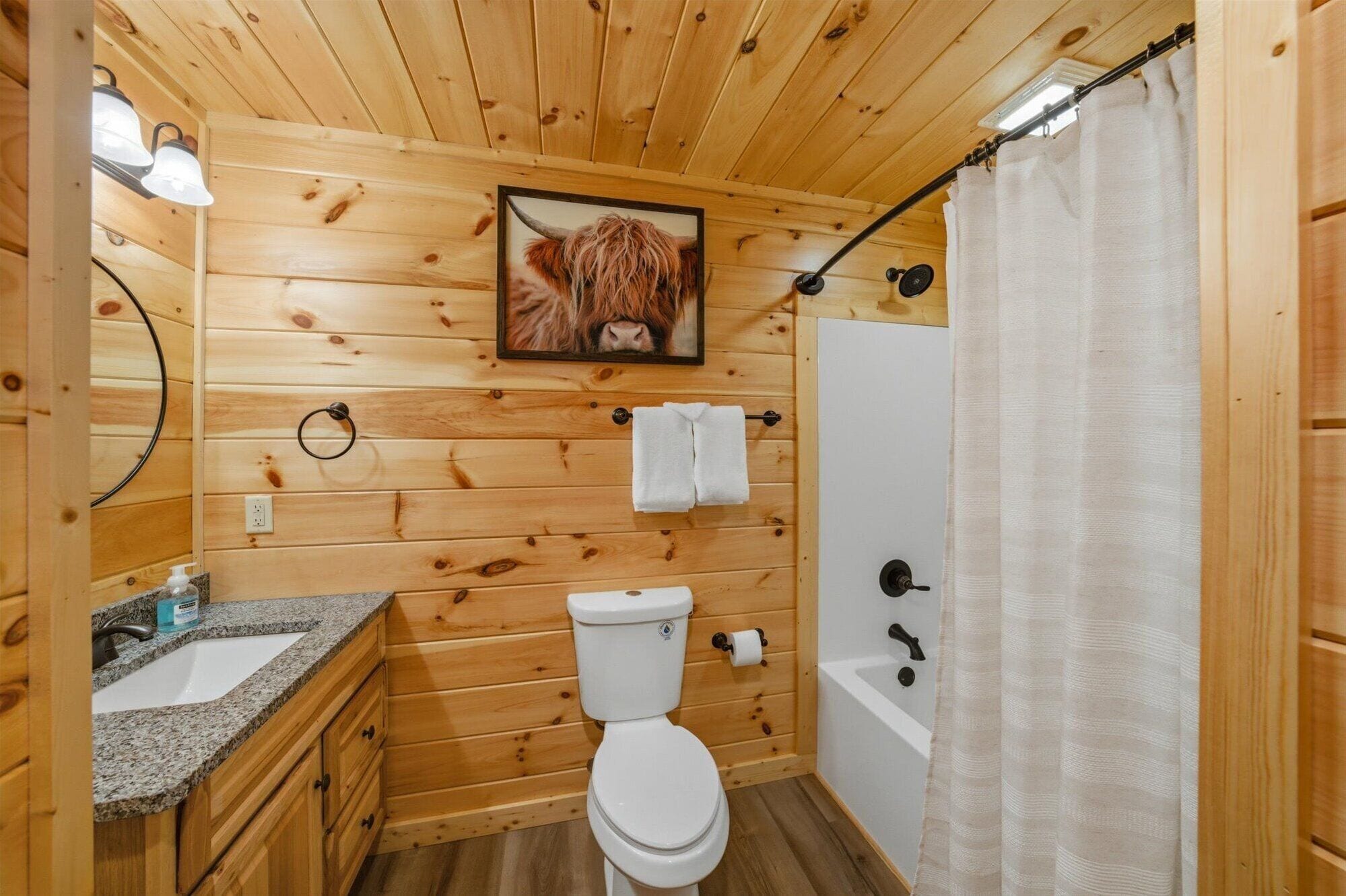 Cabin, Multiple Beds, Mountain View (Morning Glory) | Bathroom