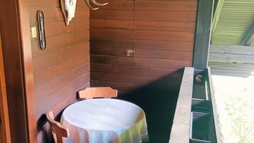 Comfort Apartment, 2 Bedrooms, Balcony, Mountain View | Balcony