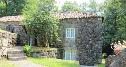Casa Moinho da Levada: A Retreat on the Banks of the Coura River