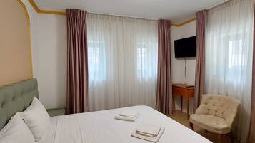 Economy Double Room, Non Smoking | Blackout drapes, soundproofing, free WiFi
