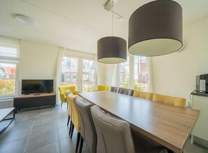 Dining - Holiday Home in Uitdam With Terrace (Uitdam)
