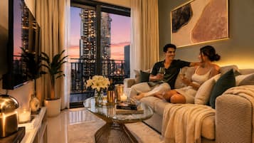 Deluxe Apartment, Balcony, Lake View | Living area