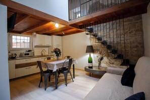 Living area - Vrbo Property (Roma)