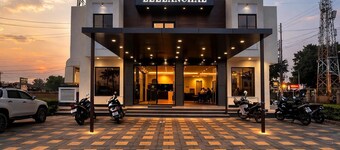 Hotel Leelanchal