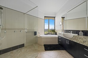 Unclassified image, 5 of 17, button - 360 Degree Panoramic Views, Massive, Architecturally Designed, Family Home. (Fish Creek)