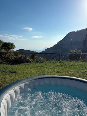 Idromassaggio all'aperto