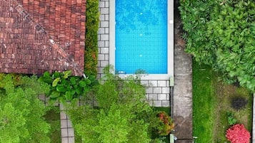 15 Außenpools