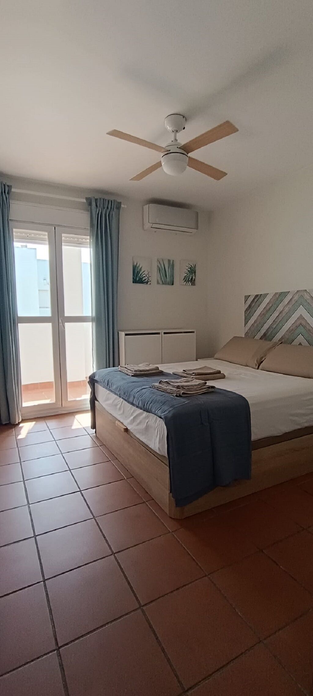Ferros/tábuas de passar roupa, roupa de cama