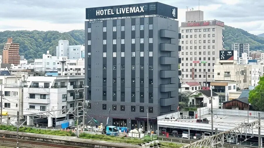 HOTEL LiVEMAX Tokuyama Ekimae