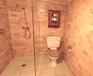 Bathroom - Vrbo Property (Les Bouchoux)