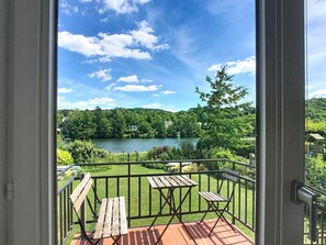 Interior - Charmeuse – Suite with terrace & garden access | Meuse River (Namur)