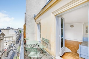 Apartment | Speisen im Freien
