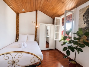 House | 2 bedrooms - Small House Downtown Near Monaco (Beausoleil)