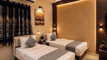 Standard Double Room | Premium bedding, down duvets, pillow-top beds, free minibar items