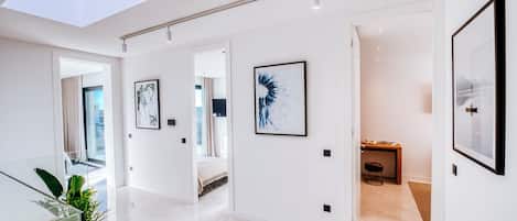 Villa, City View | In-room safe, blackout drapes, soundproofing, iron/ironing board
