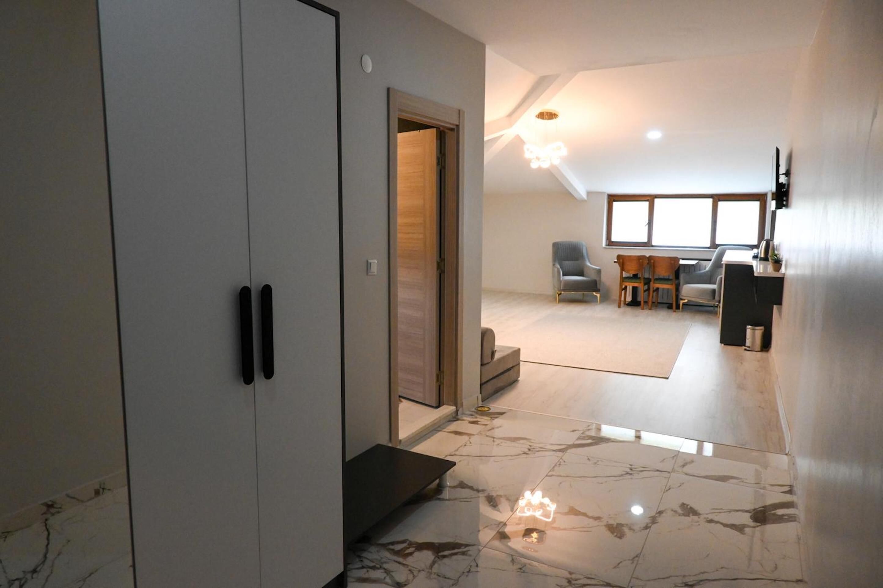 Royal Suite, Balcony | Interior