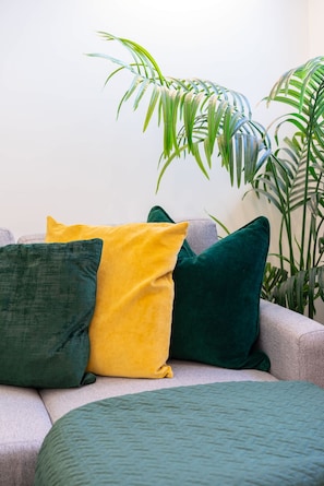 House | 1 bedroom, Internet - Linford Luxe Quiet 1-bed Retreat in Milton Keynes (Milton Keynes)