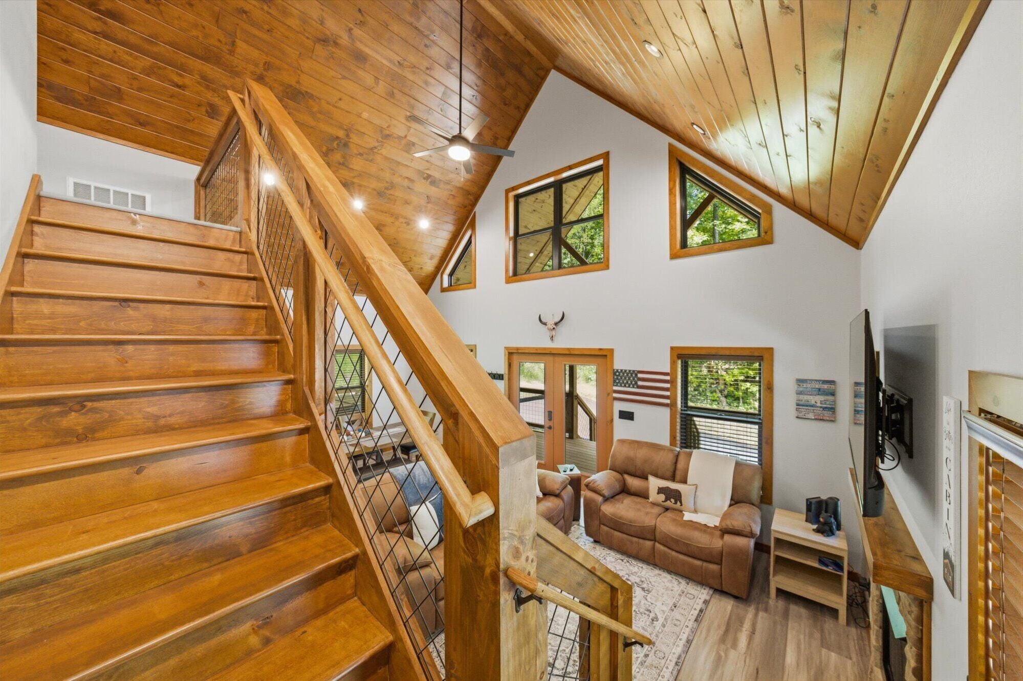 Cabin, Multiple Beds, Mountain View (Wiley's Bend) | Living area