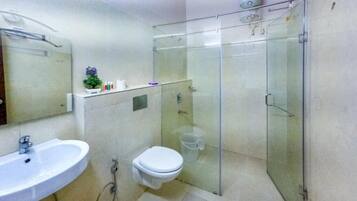 Double Room, Mountain View | Bathroom